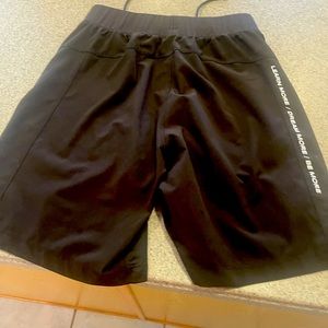 Infinity men’s shorts small